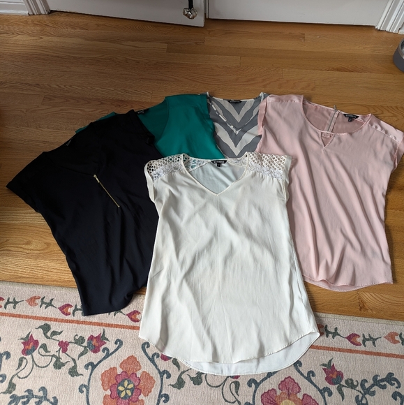 Bundle of five silk blouses - Picture 4 of 7